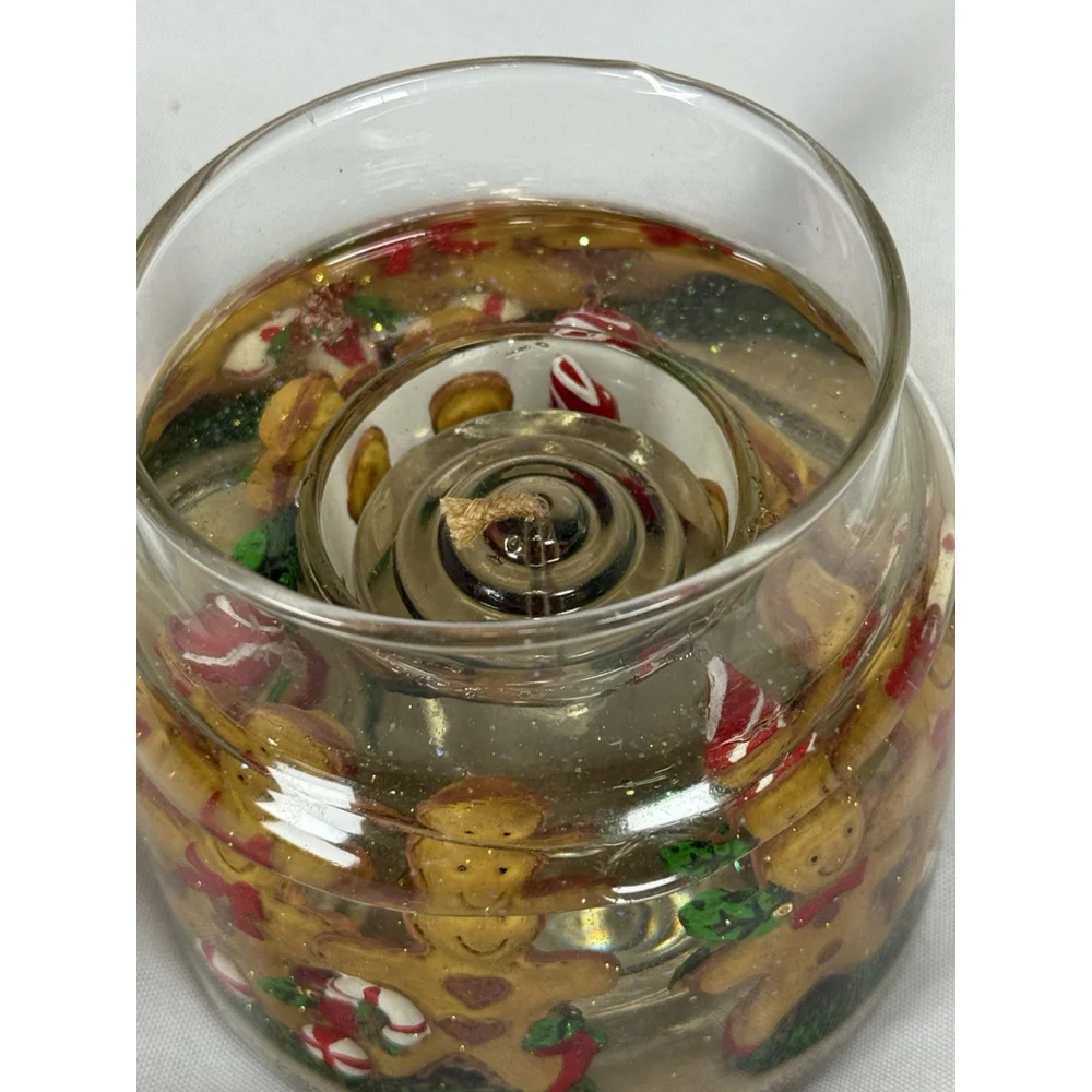 Christmas Gingerbread Men GEL Candle Gerson International NEW Gingerbread Man